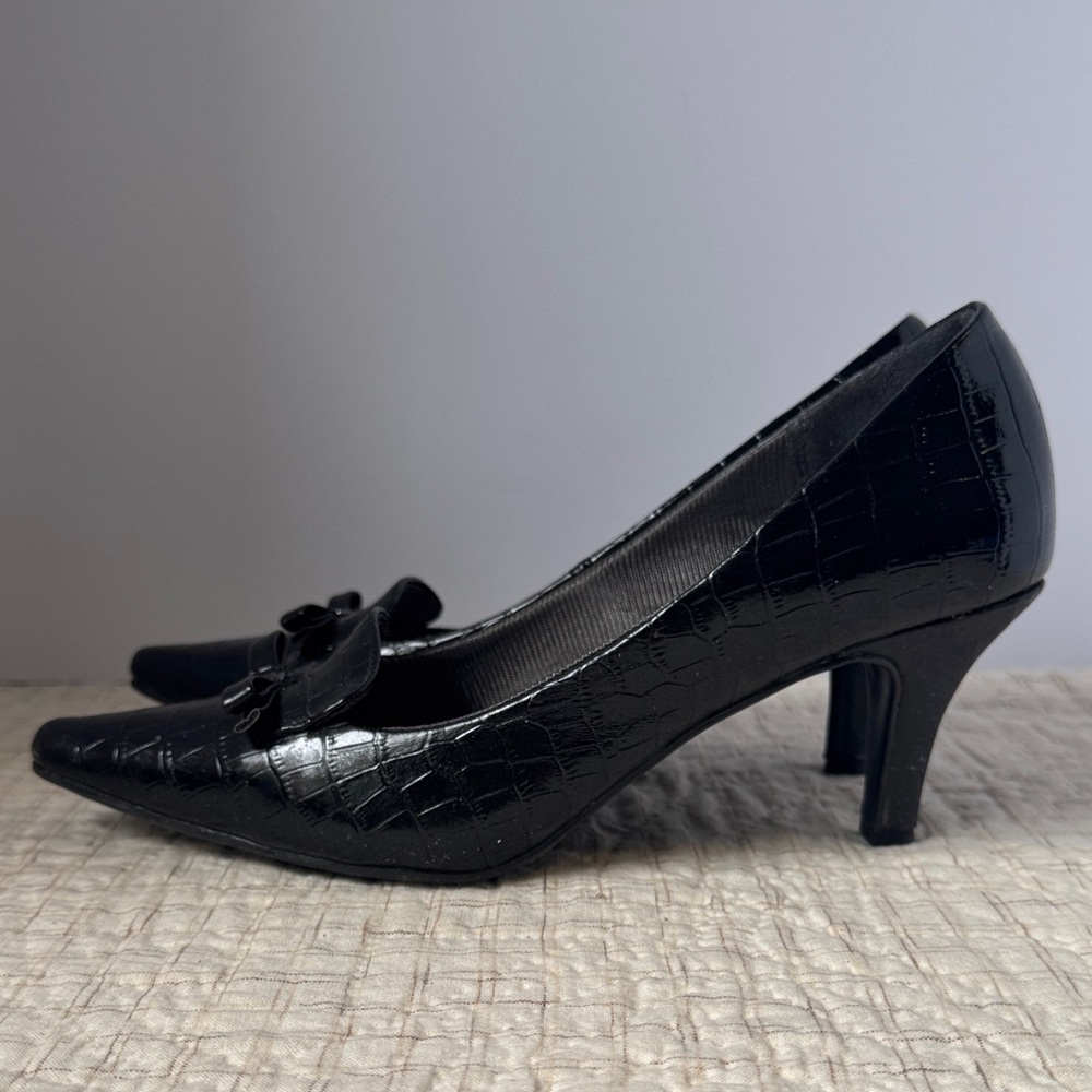 Black Life Stride Crocodile Pattern - image 9